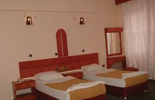 Ξενοδοχείο Pueren 3*
